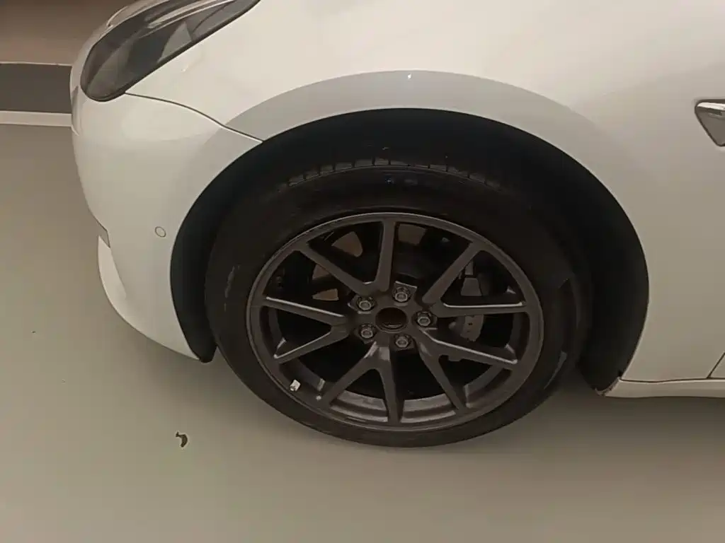 Tesla Model 3 2020 2020 Facelift Long Range Rear-Wheel Drive
