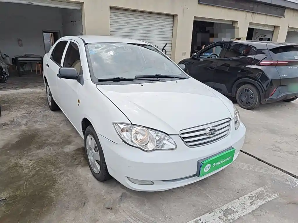 Фото 4 - BYD F3