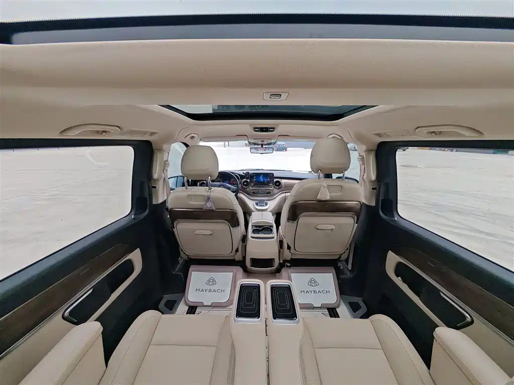 Mercedes-Benz V-Class 2022 V 260 L Long Wheelbase Prestige Edition фото 14