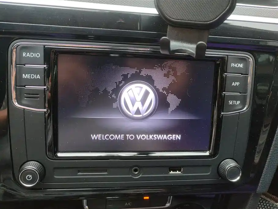 Volkswagen Bora 2017 1.6L Automatic Comfort фото 13