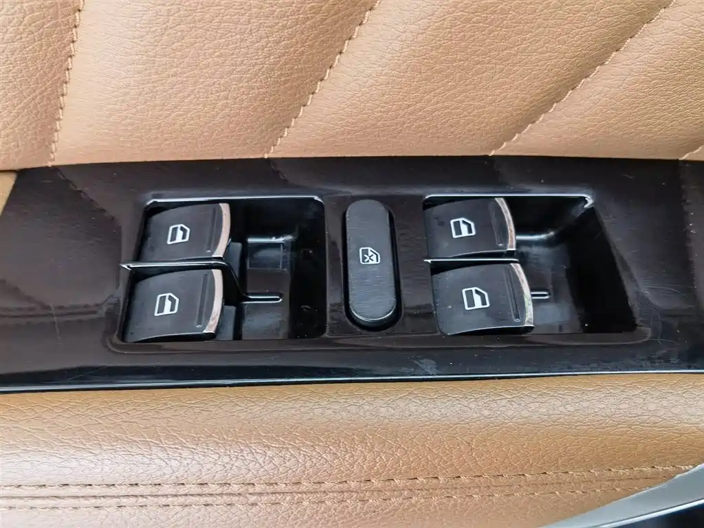Haval H2 2014 1.5T Manual 2WD Elite Edition фото 9