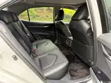 Photo 6 - Toyota Camry