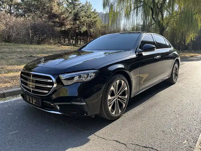  Mercedes-Benz Mercedes-Benz E-Class New Energy 2024 E 350 e L Plug-in Hybrid Sedan