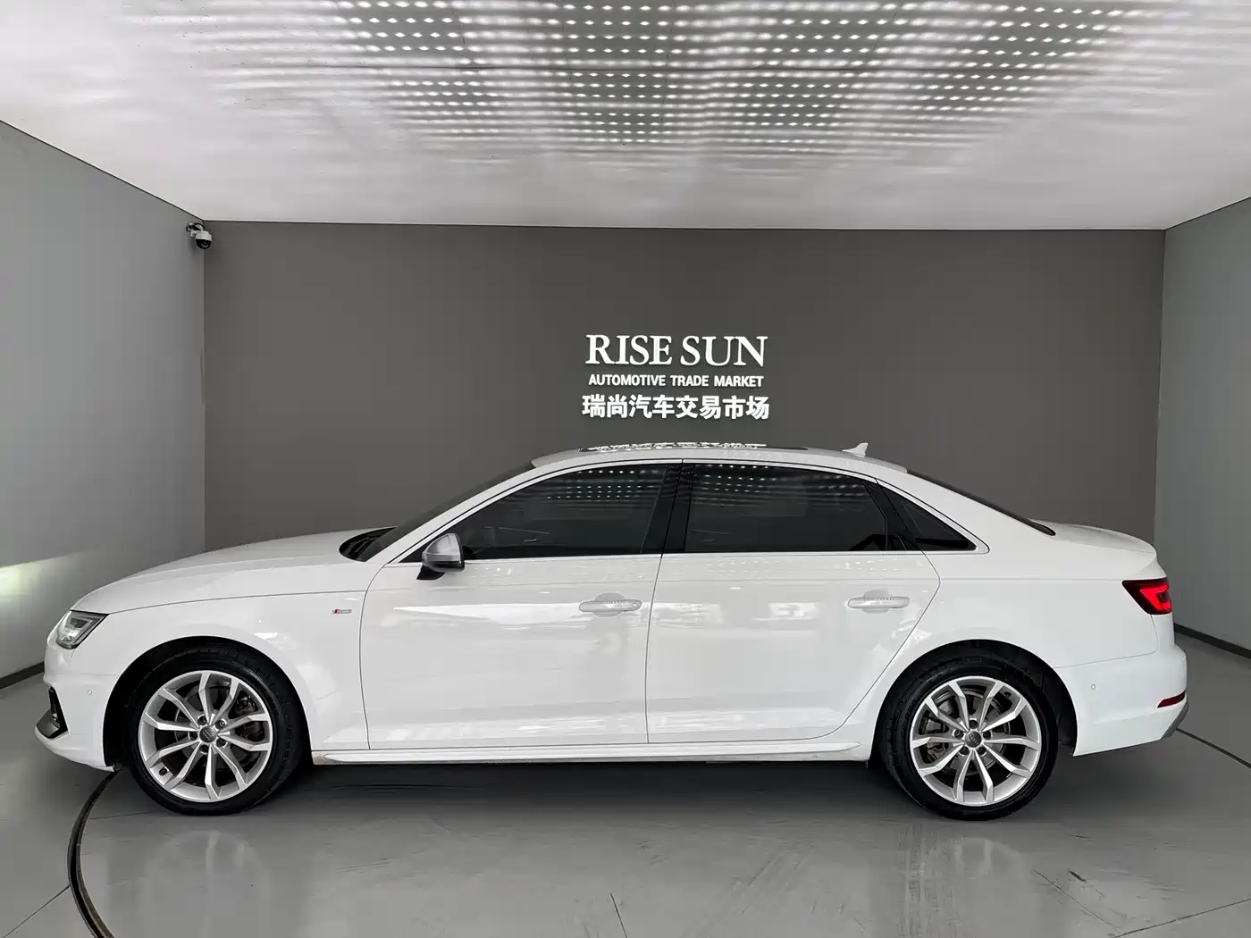 Audi A4L 2019 40 TFSI Sport (China V) фото 10