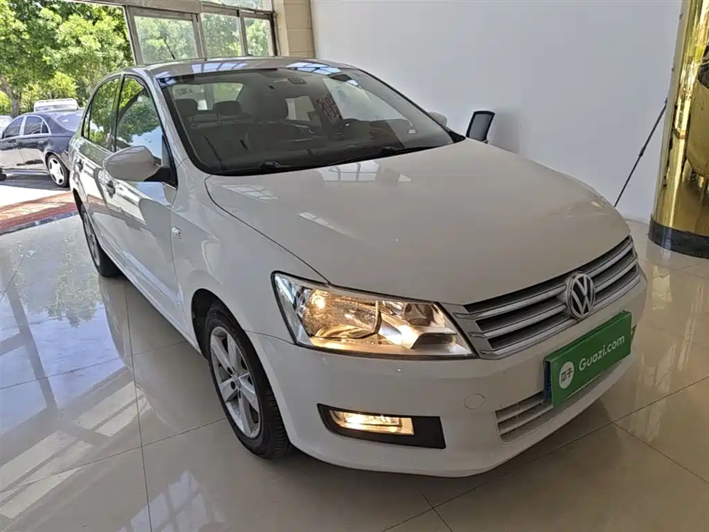 Volkswagen Santana 2015 1.6L Automatic Comfort Edition фото 4