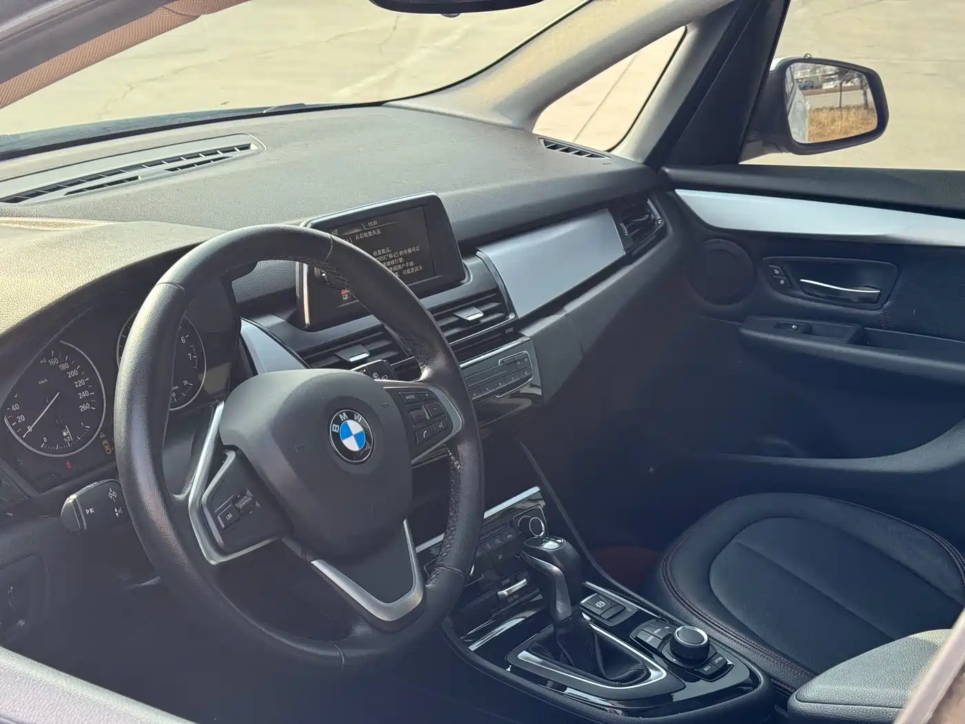 BMW 2 Series Touring 2016 218i Fashion Model фото 7