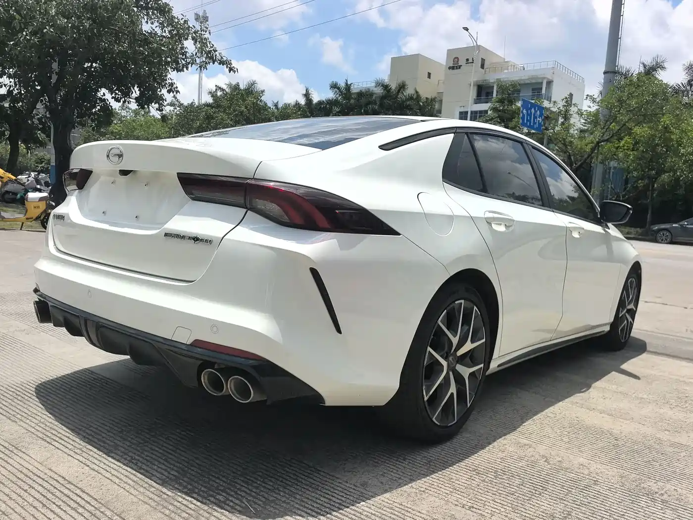 GAC Trumpchi Trumpchi Emkoo 2021 270T DCT J15 Edition фото 13