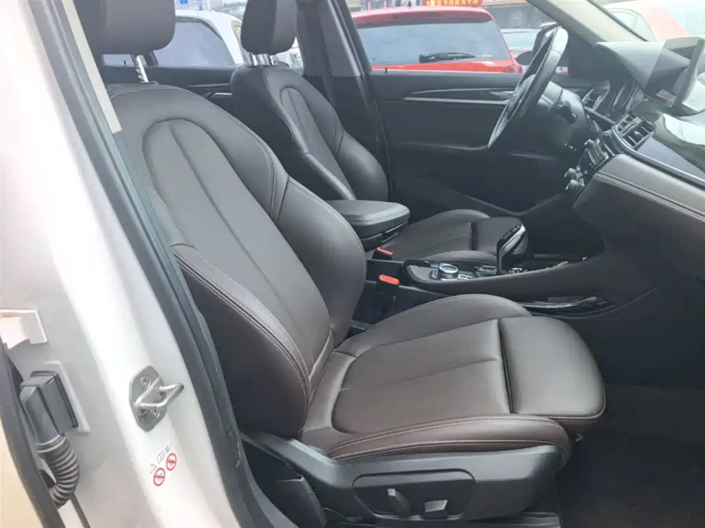 BMW X1 2020 xDrive25Li Premium Edition фото 25