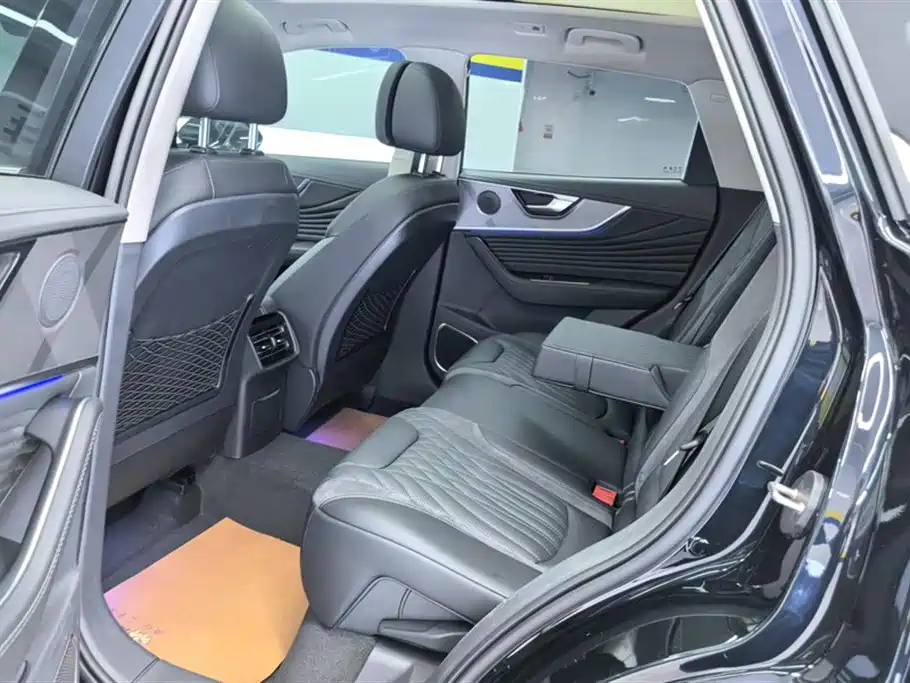 Hongqi HS5 2023 2.0T Flag Enjoy Pro Edition фото 11