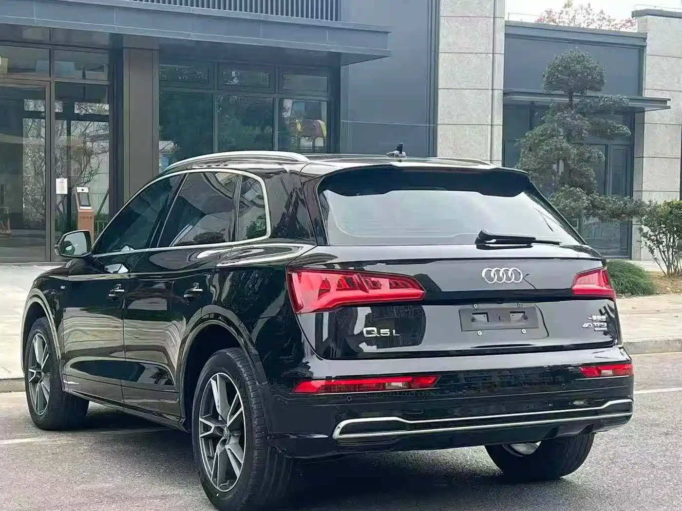 Audi Q5L 2020 40 TFSI Prestige Fashion фото 7