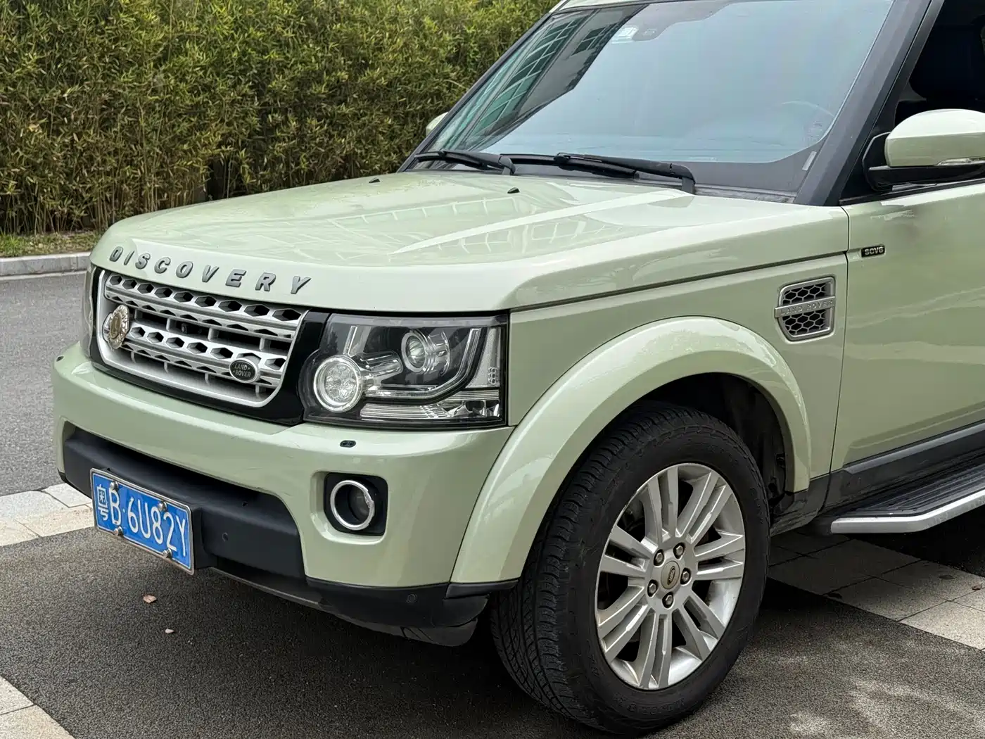 Land Rover Discovery 2014 3.0 SC V6 HSE Luxury фото 12