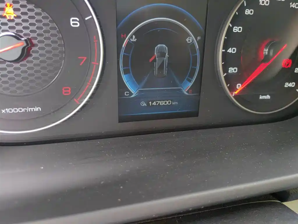 BYD Tang 2018 2.0T Automatic Smart Connection Noble Edition 7-Seater China V фото 13
