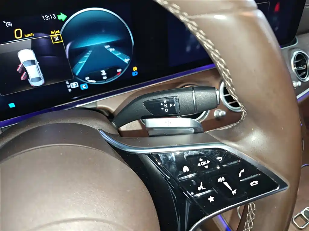 Mercedes-Benz E-Class 2023 E 300 L Luxury фото 11