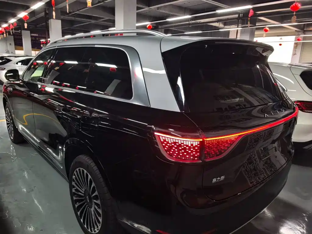 AITO Wenjie AITO M9 2025 Extended Range Ultra 52kWh 6-Seater фото 5