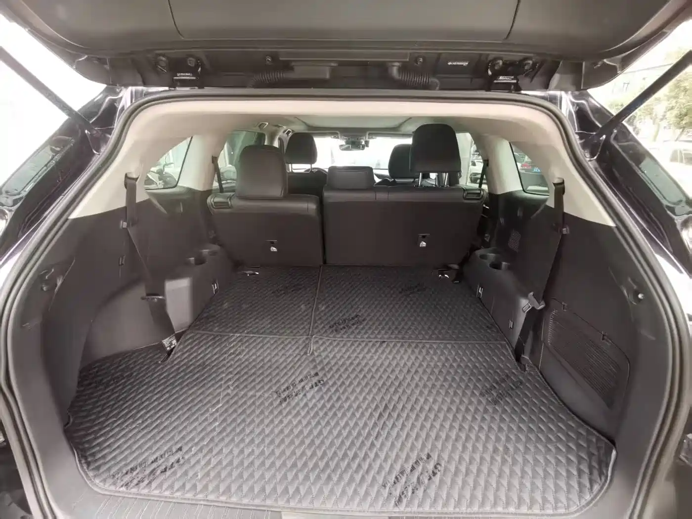 Toyota Highlander 2024 380T AWD Luxury 7-Seater фото 11