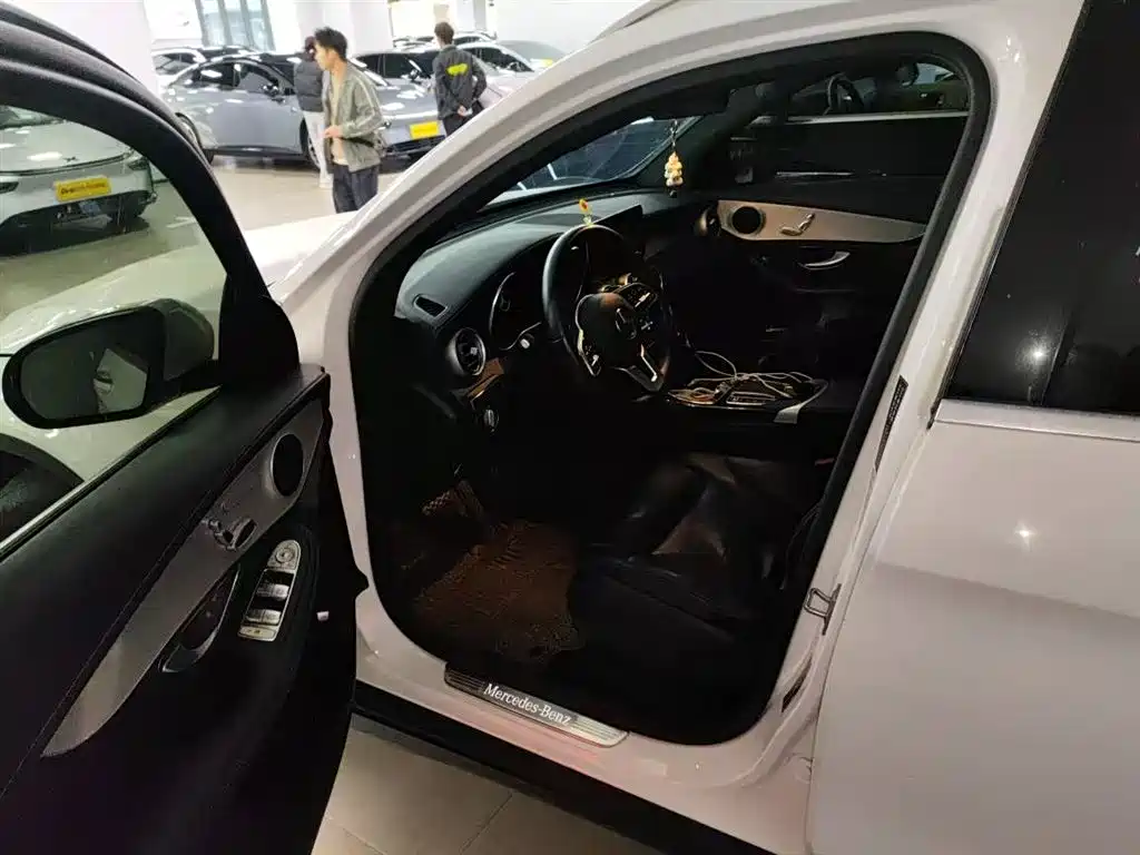Mercedes-Benz GLC 2020 GLC 260 L 4MATIC Dynamic фото 7