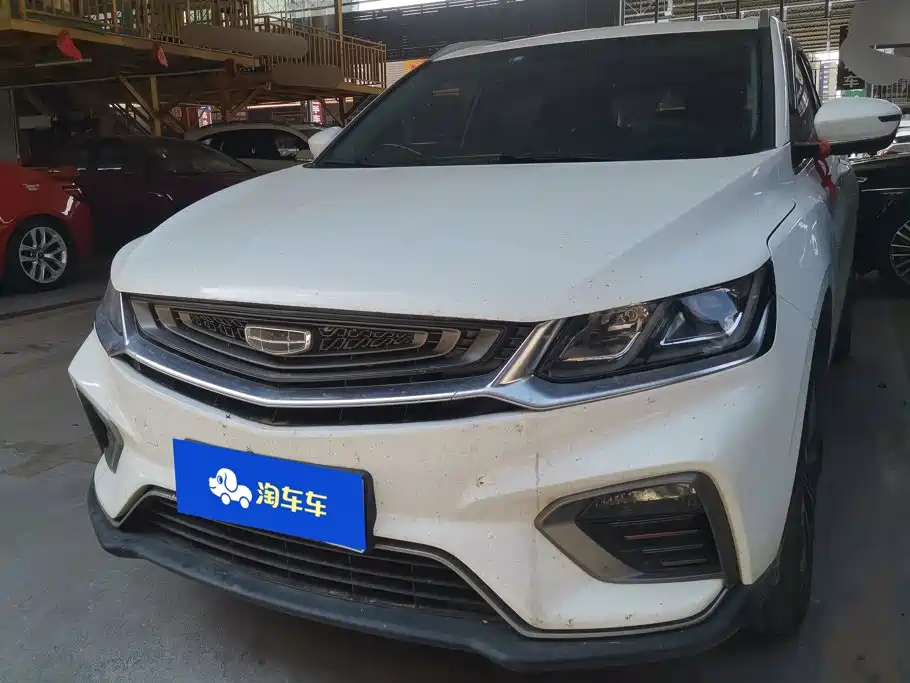 Фото 1 - Geely Coolray