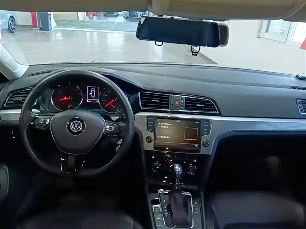 Volkswagen Lamando 2018 280TSI DSG Comfort Edition фото 10