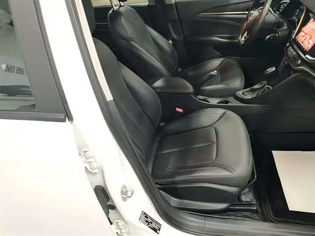 Buick Excelle 2021 Facelift 1.3T Auto Mild Hybrid Elite фото 25