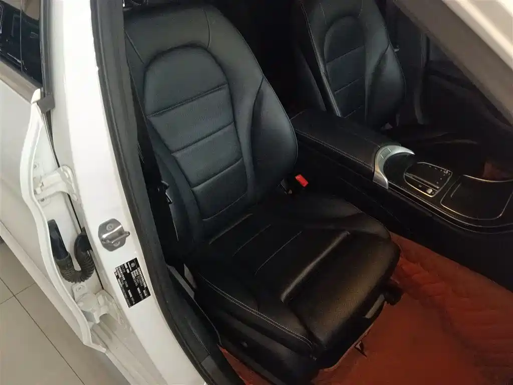 Mercedes-Benz C-Class 2020 C 260 L Sport фото 4