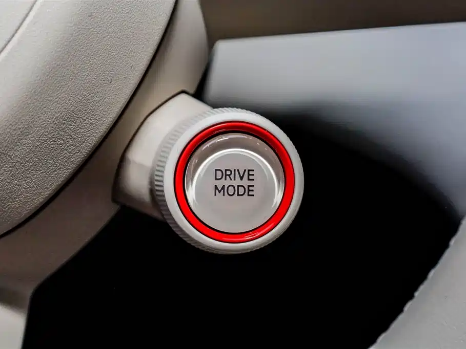 Xiaomi Auto Xiaomi YU7 2025 Extended Range RWD Edition фото 17