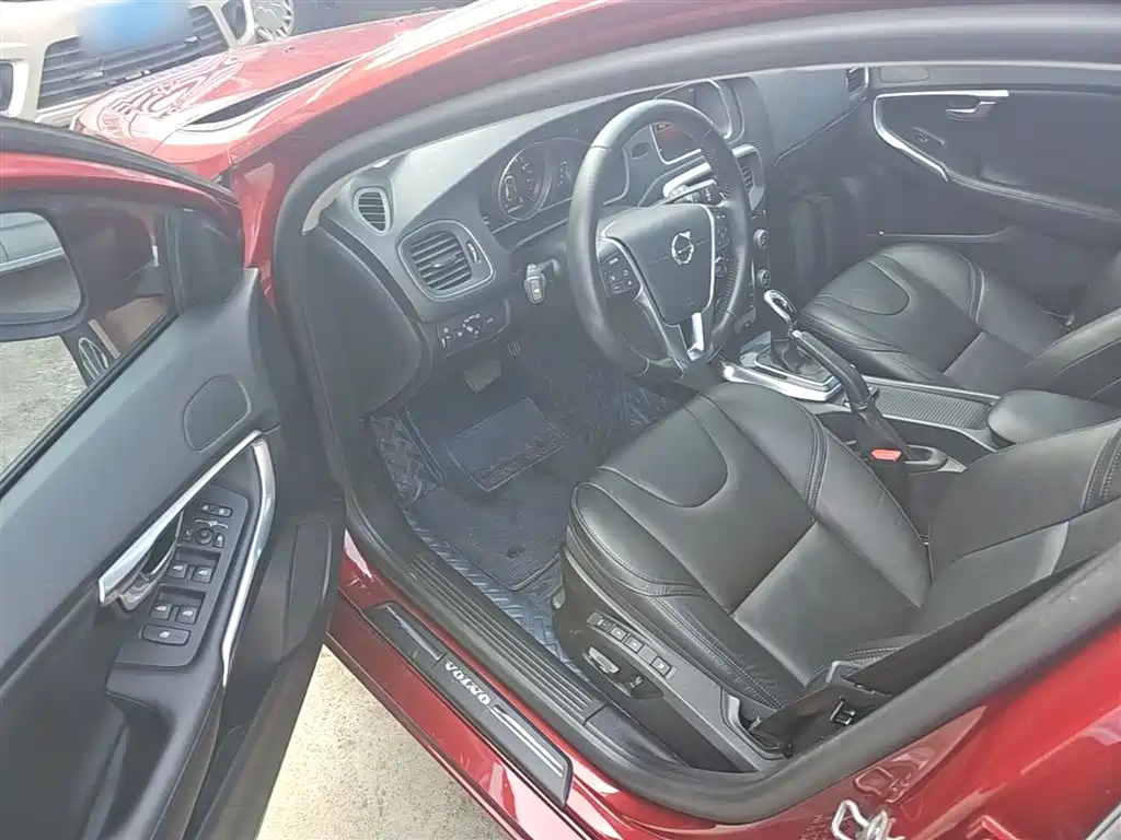 Volvo V40 2018 2018 T3 Inscription Edition