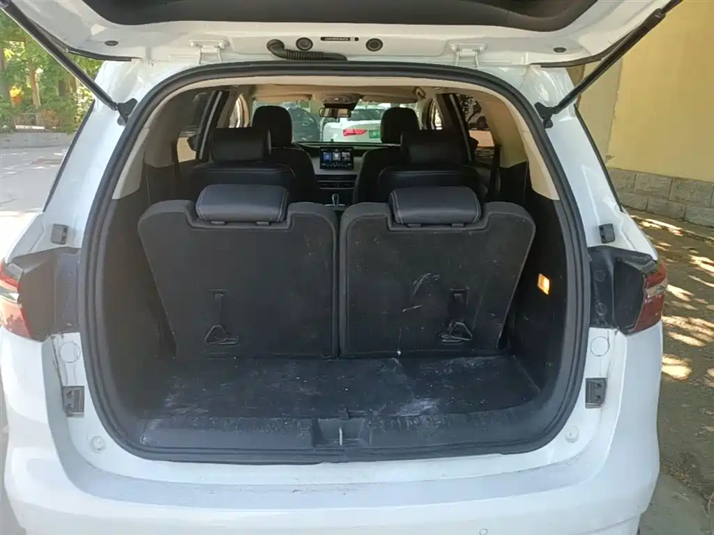 BYD Song MAX 2021 Upgrade 1.5T Automatic Premium Edition 6-Seater фото 19