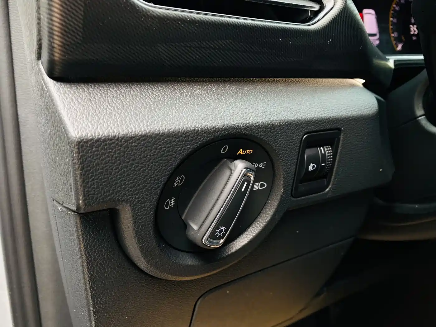 Volkswagen Tanying 2020 1.5L Automatic Joy Edition фото 9
