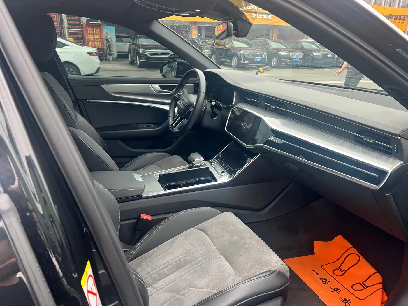 Audi A6L 2023 40 TFSI Luxury Dynamic фото 4