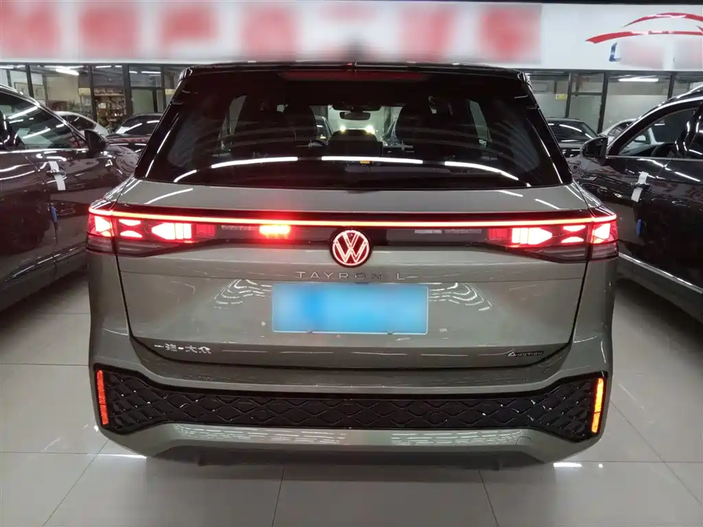 Volkswagen Tayron 2025 Model Tayron L 380TSI 4WD Luxury Easy Package фото 4