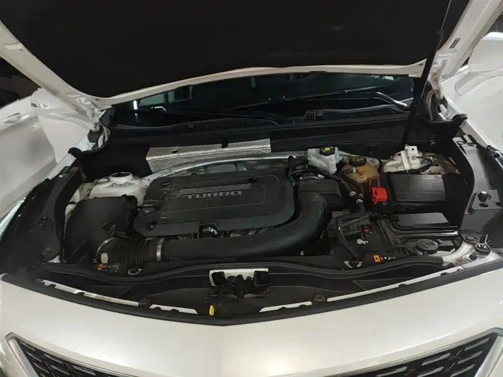 Cadillac XT4 2018 28T FWD Leading Edition фото 11