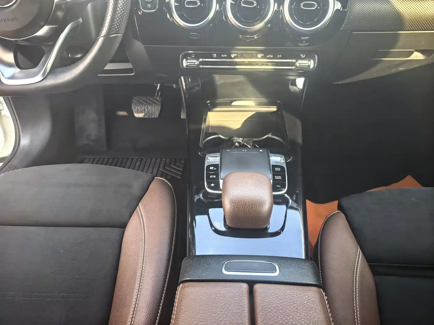 Mercedes-Benz A-Class 2019 A 200 L фото 8