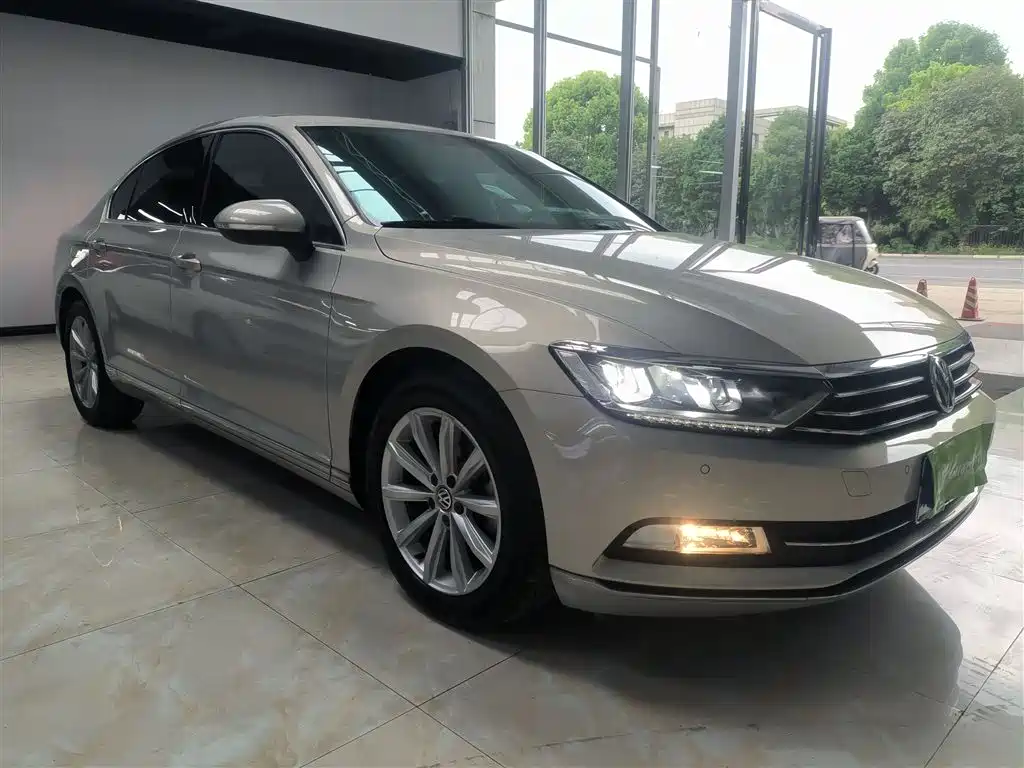 Volkswagen Magotan 2019 330TSI DSG Leading China VI фото 4
