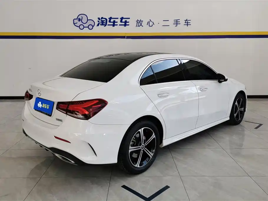 Mercedes-Benz A-Class 2022 Facelift II A 200 L Sport Sedan Fashion фото 3