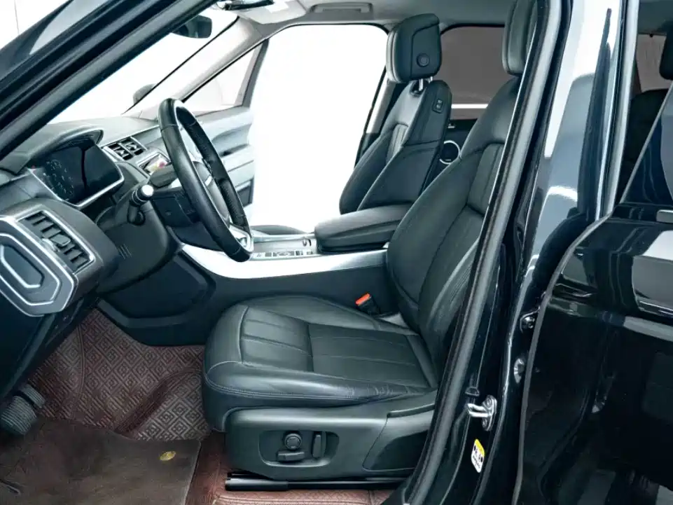 Land Rover Range Rover Sport 2021 3.0 L6 SE фото 6