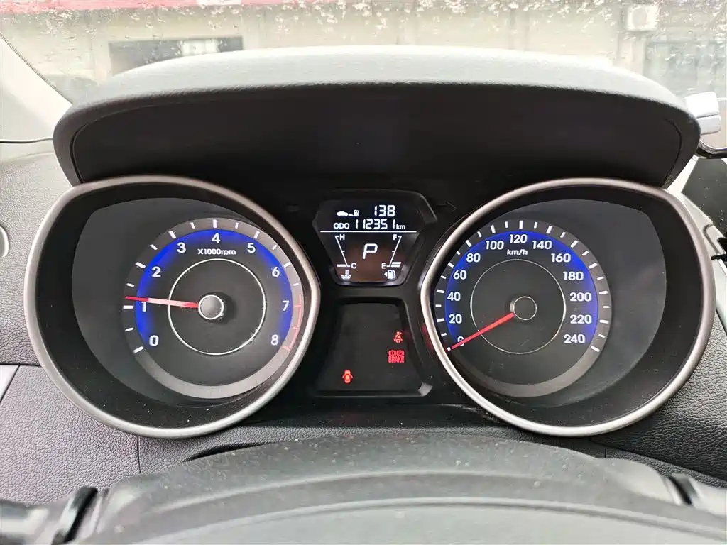 Hyundai Langdong 2016 1.6L Automatic Smart Edition фото 12