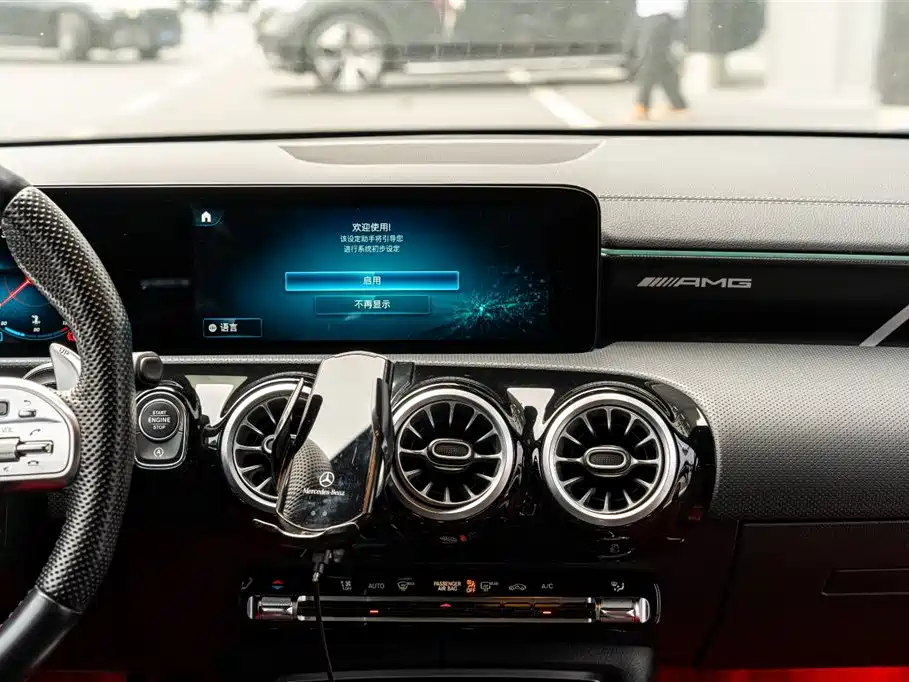 Mercedes-Benz A-Class AMG 2022 Model AMG A 35 L 4MATIC Blazing Night Special Edition фото 8