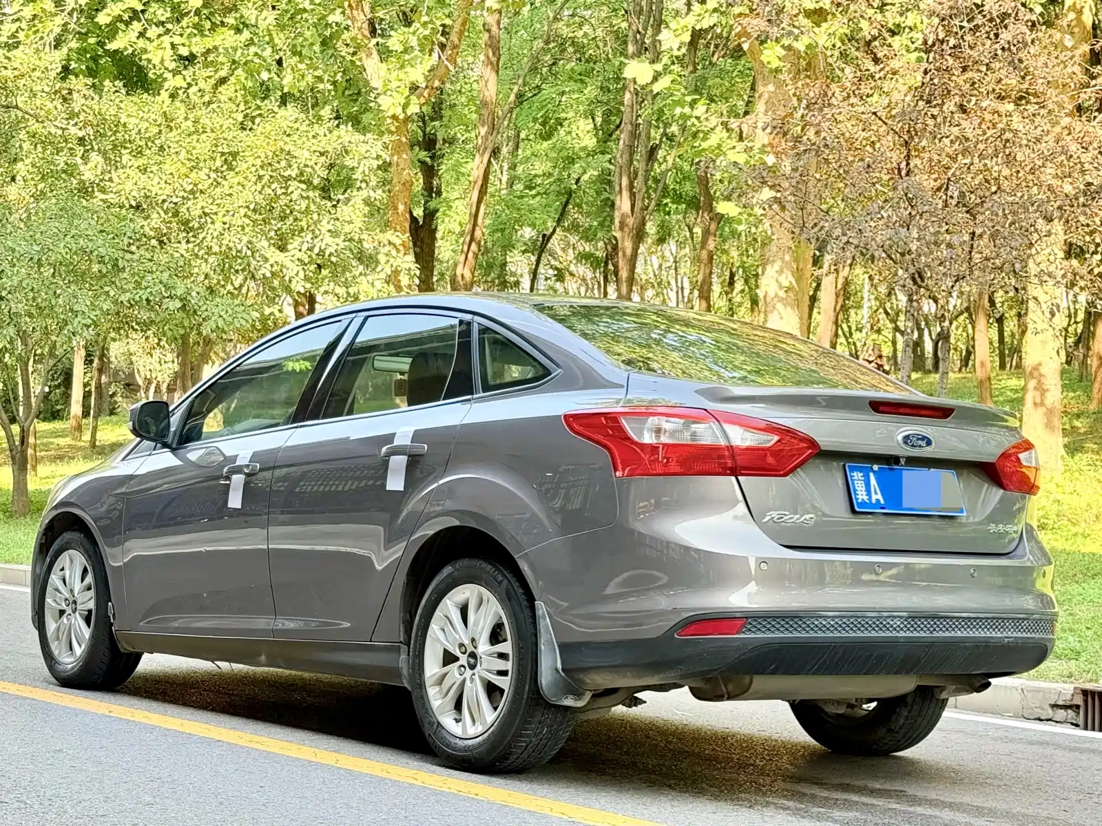 Фото 4 - Ford Focus