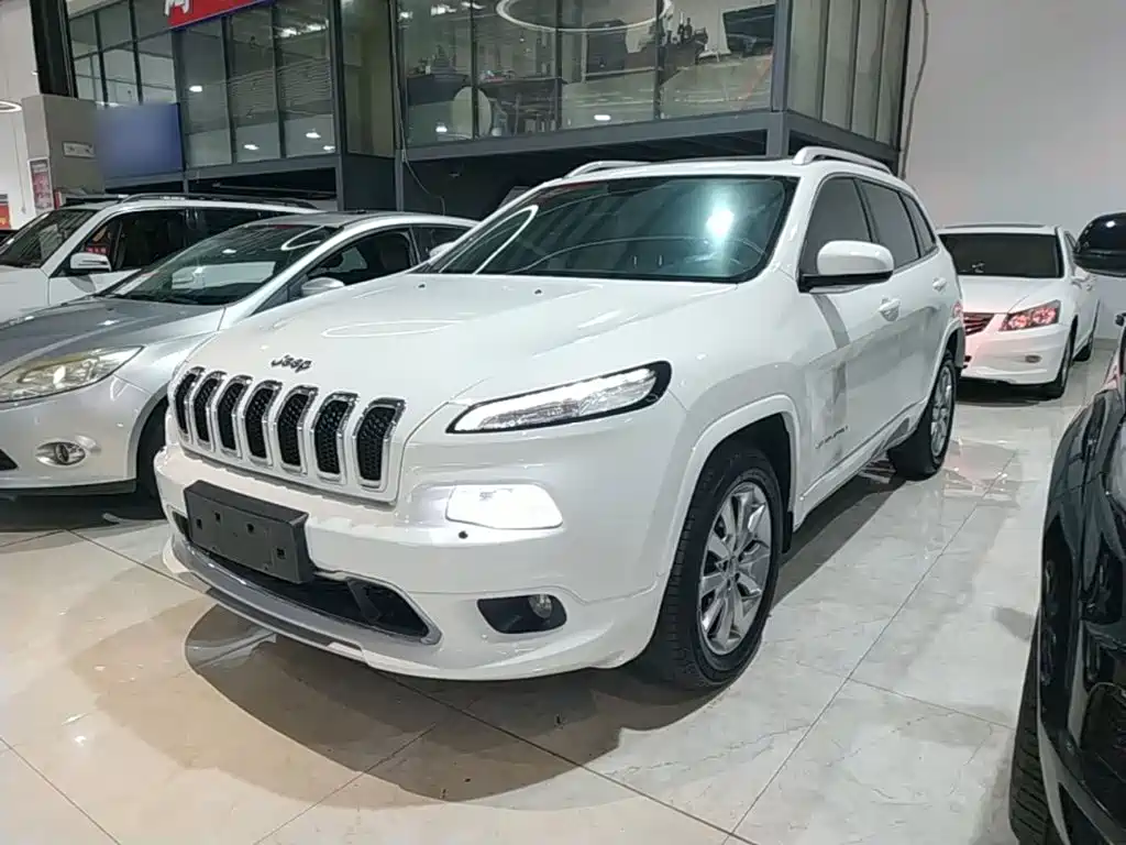 Jeep Cherokee 2018 2017 2.4L Professional Smart Edition