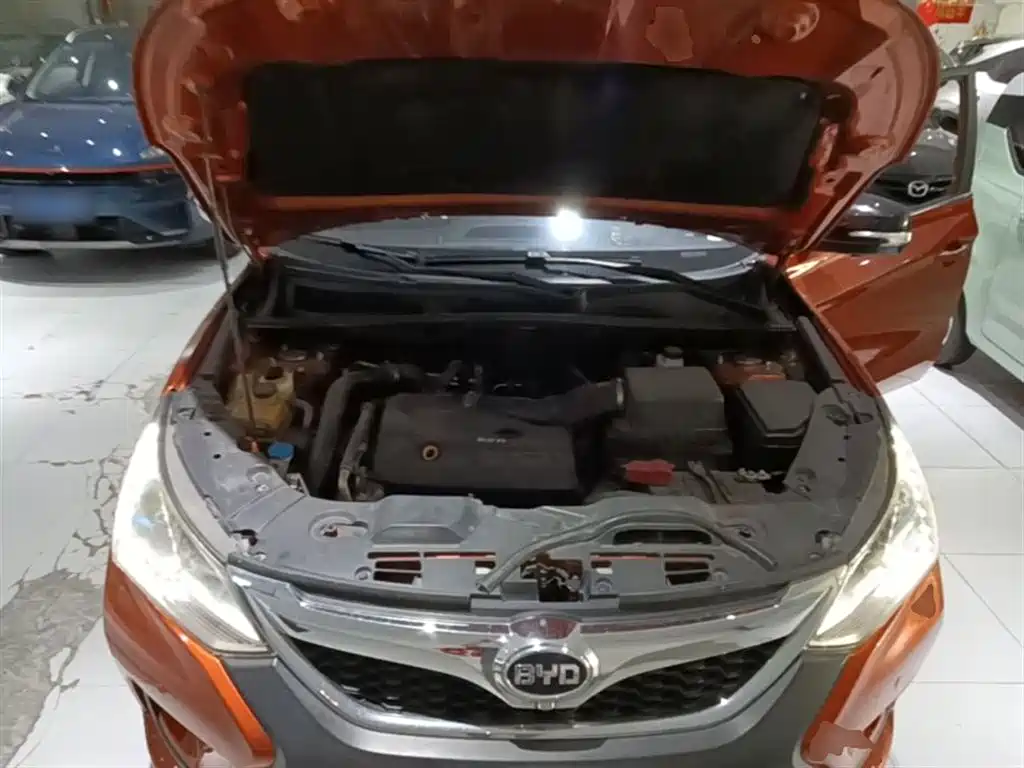 BYD Song 2016 2.0TID Automatic Premium фото 20