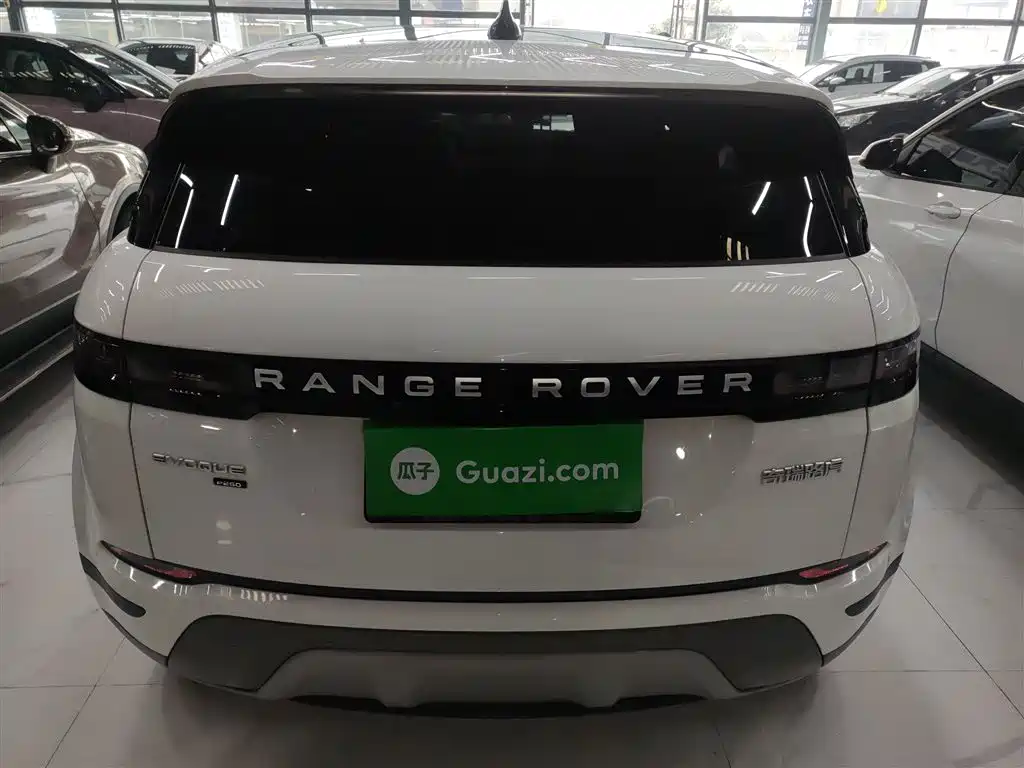 Land Rover Range Rover Evoque 2020 249PS Youth Edition фото 6