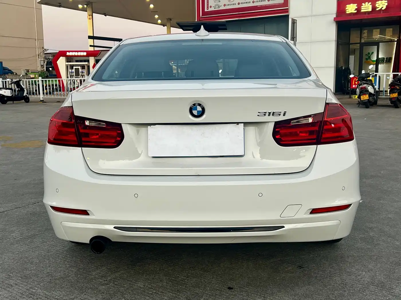 Фото 5 - BMW 3 Series