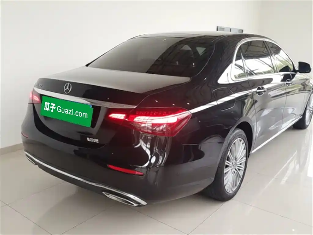 Mercedes-Benz E-Class 2023 E 300 L Fashion фото 5