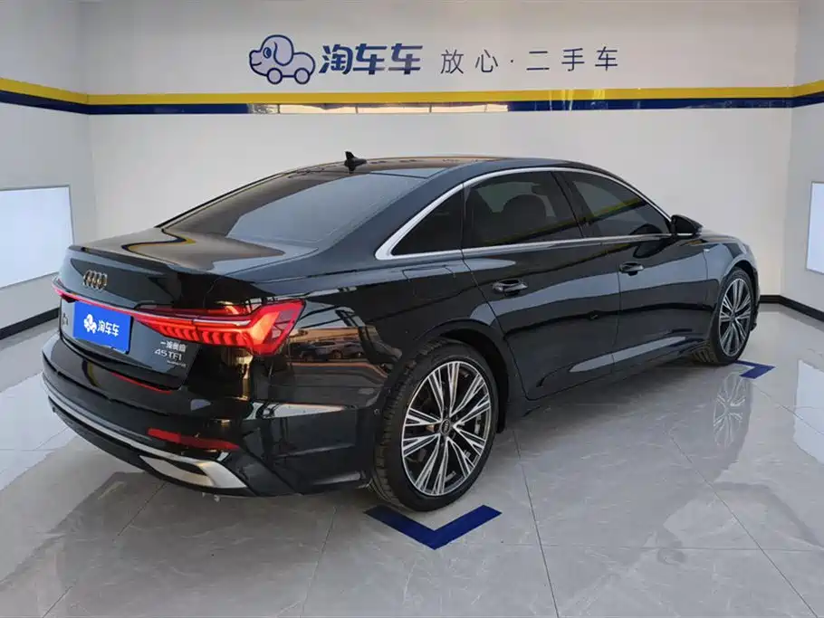 Audi A6L 2023 Facelift 45 TFSI quattro Premium Dynamic фото 3