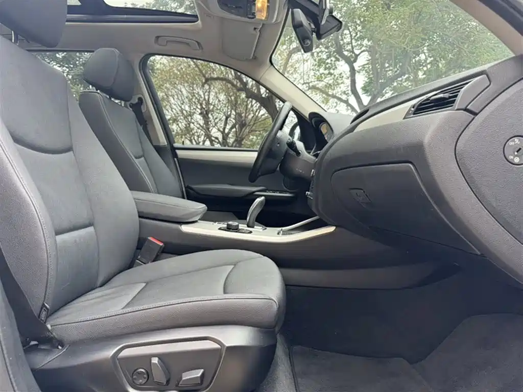 BMW X3 (Import) 2016 sDrive20i фото 18