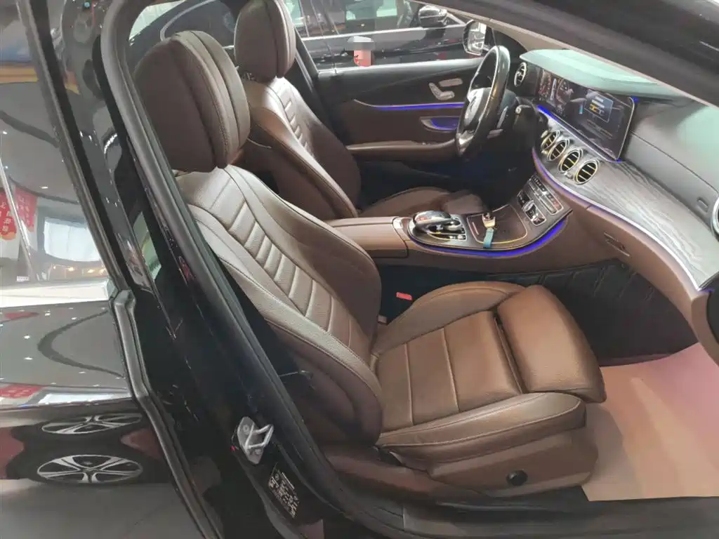 Mercedes-Benz E-Class 2018 E 200 L Sport фото 20