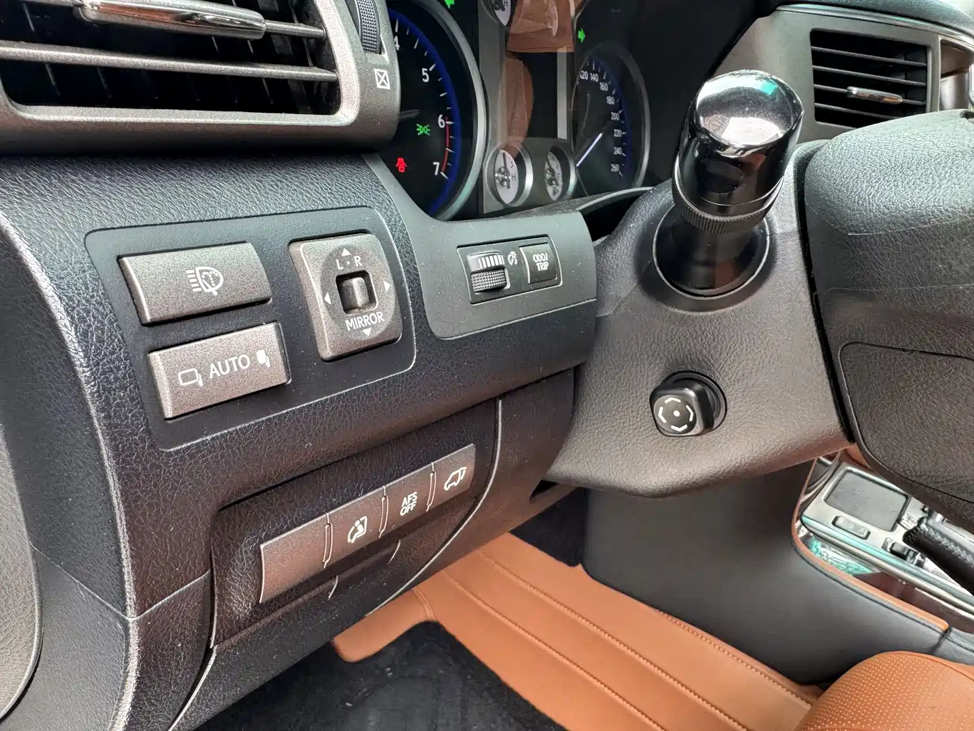 Lexus LX 2011 2009 570