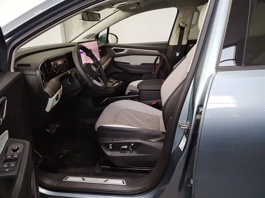 VOLKSWAGEN LANJING