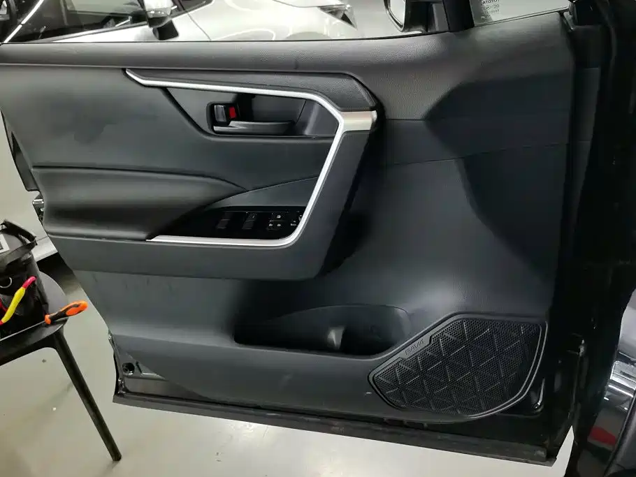 Toyota RAV4 Rongfang 2025 2024 2.0L CVT FWD Urban Edition