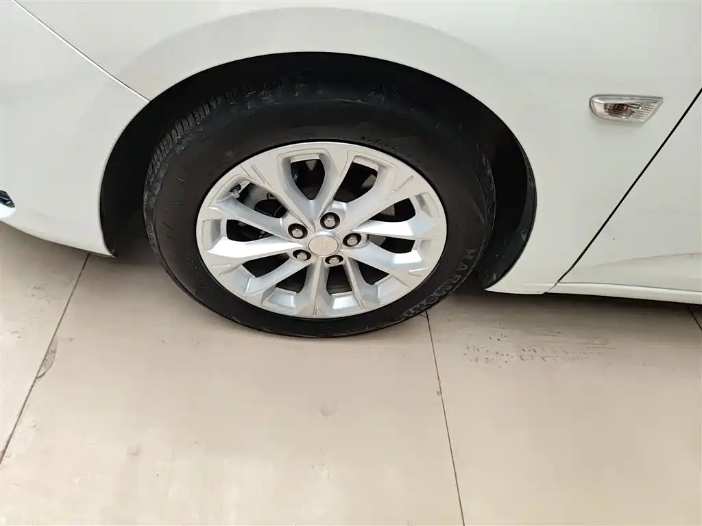 Chevrolet Monza 2023 1.5L DCT Enjoyment Edition фото 25